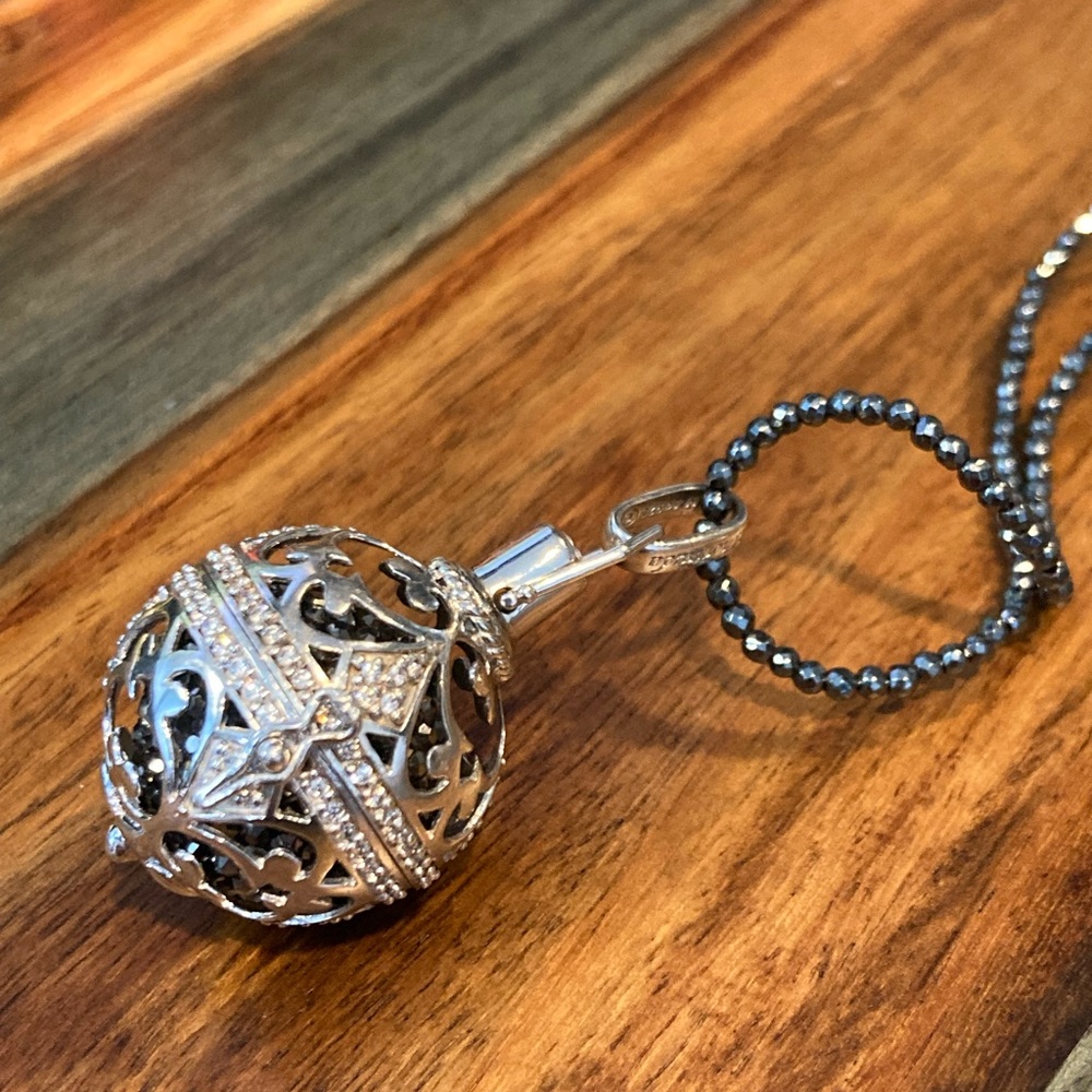 Thortiuda Lg Angel Whisperer w/CZs & 35.4” Hematite Necklace, Crystal Grey Chime